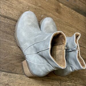 Kork Ease Boots size 7.5